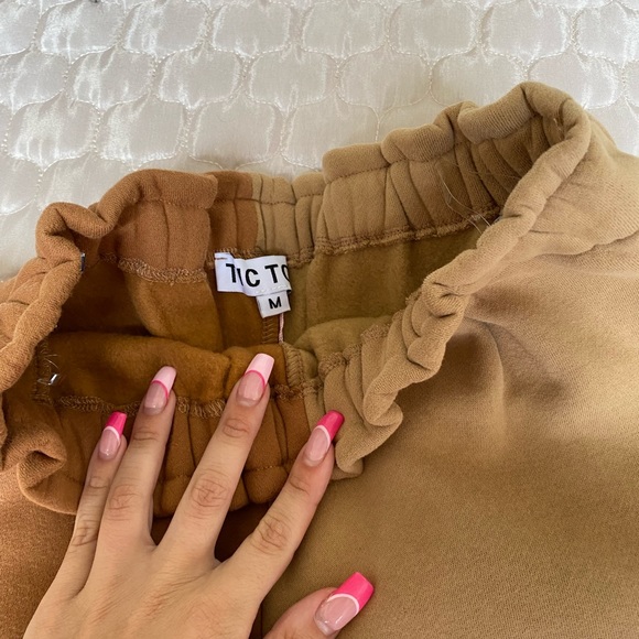 Two Tone Jogger -NWT Boutique Item - Picture 3 of 3